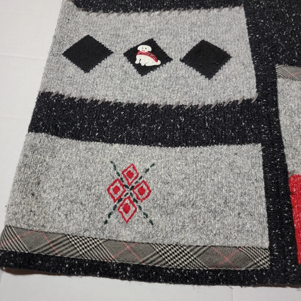 TanJay‎ Patchwork Scotty Dog Zipper Cardigan Sweater Medium Black Gray Red Heart